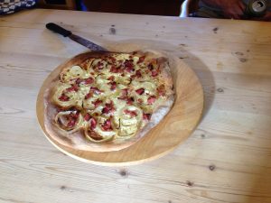 Flammkuchen - tunnbrödspizza
